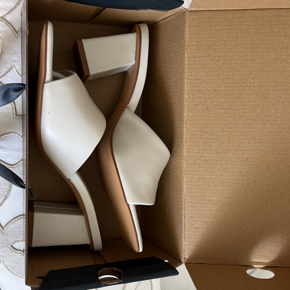 leather square toe block heel sandal Zara